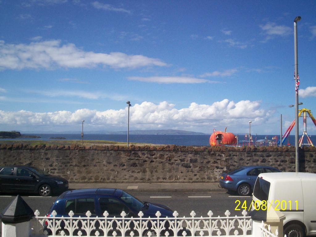 Atlantic View B&B Portrush Extérieur photo